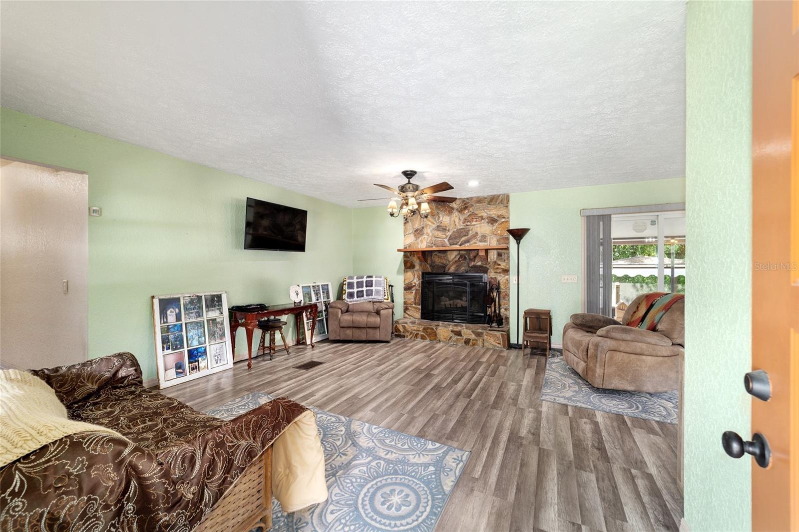 FLORIDA HLNDS - Residential