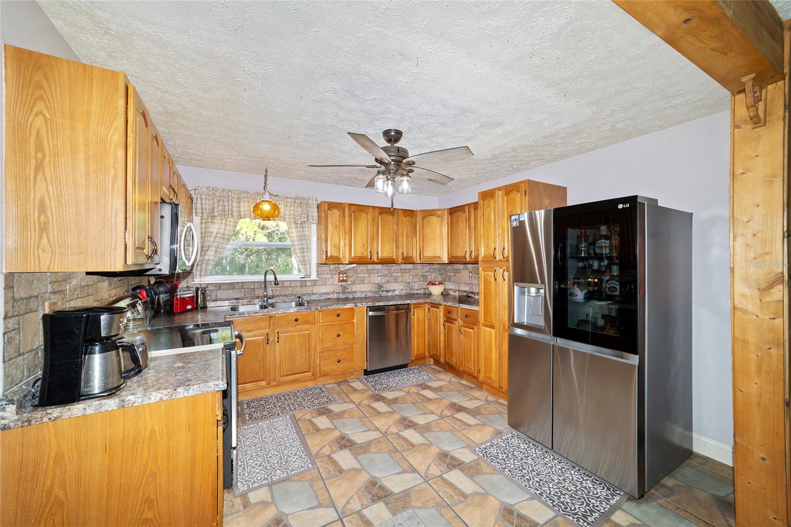 FLORIDA HLNDS - Residential
