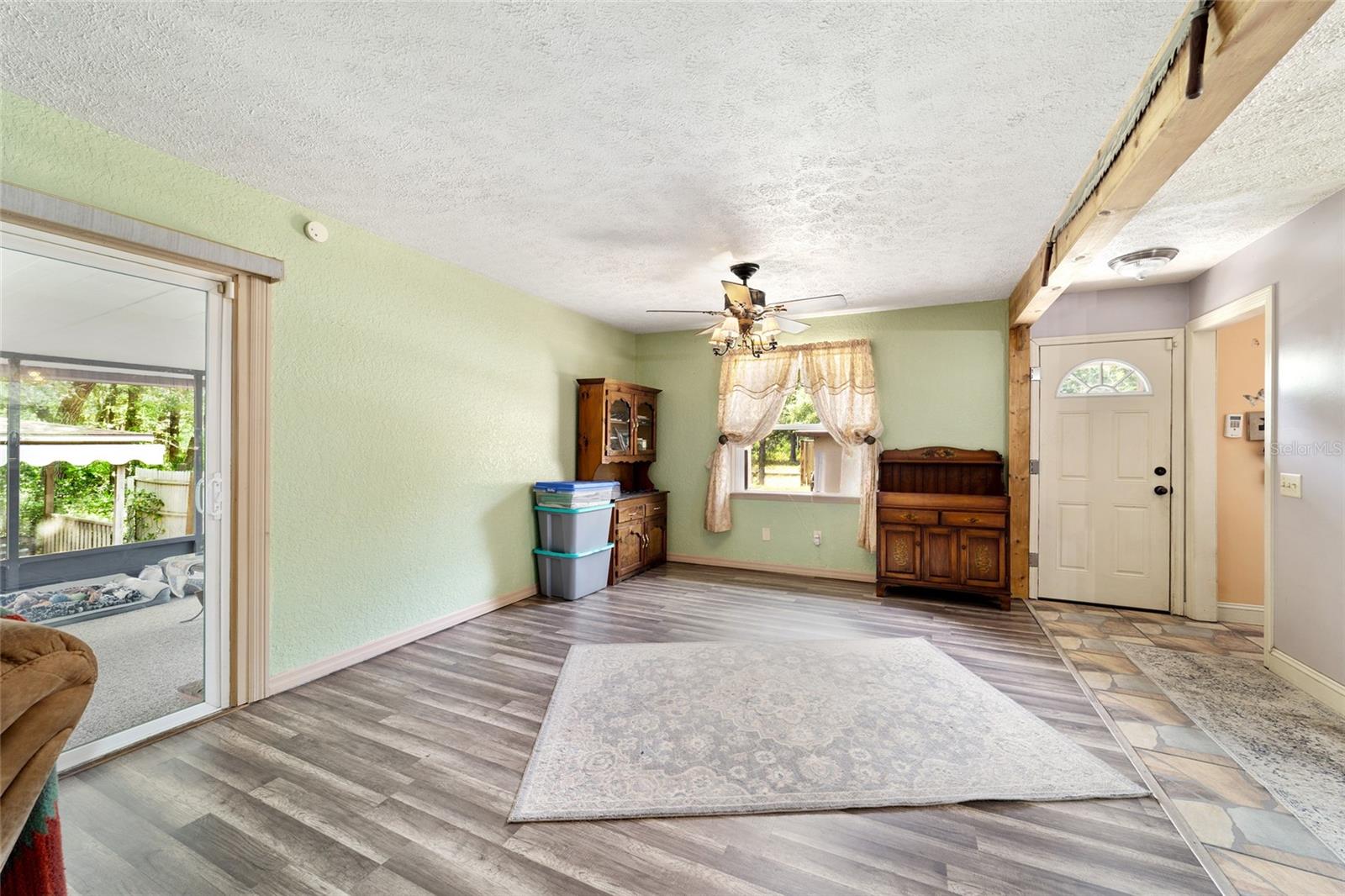 FLORIDA HLNDS - Residential