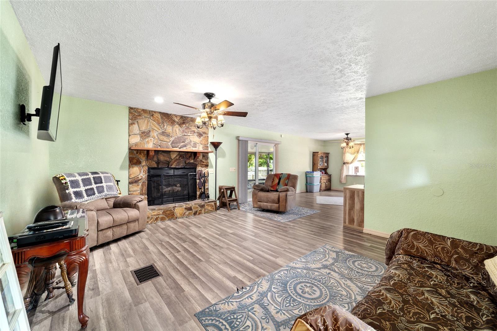 FLORIDA HLNDS - Residential