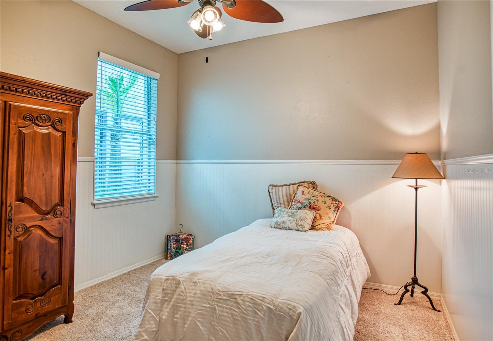 LAKES WINDERMERE - Residential