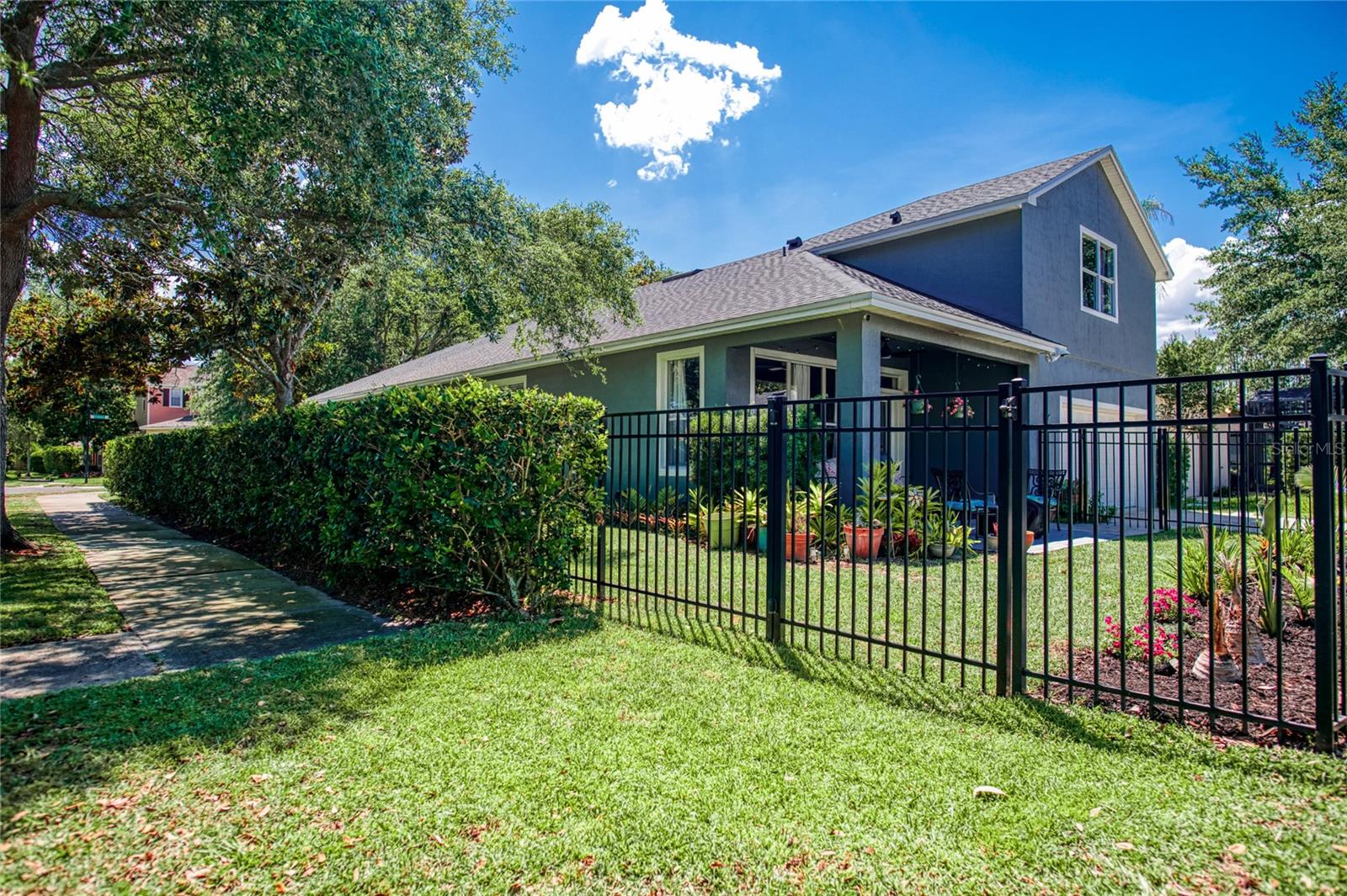 LAKES WINDERMERE - Residential