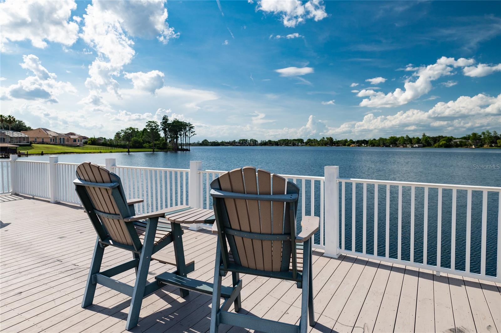 LAKES WINDERMERE - Residential