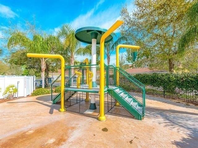 CANOPY WALK - Residential