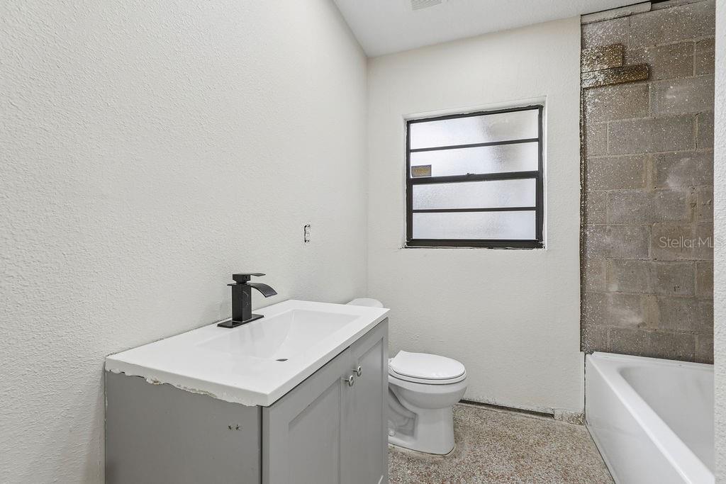 LONGWOOD - Residential