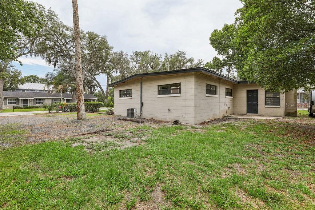 LONGWOOD - Residential