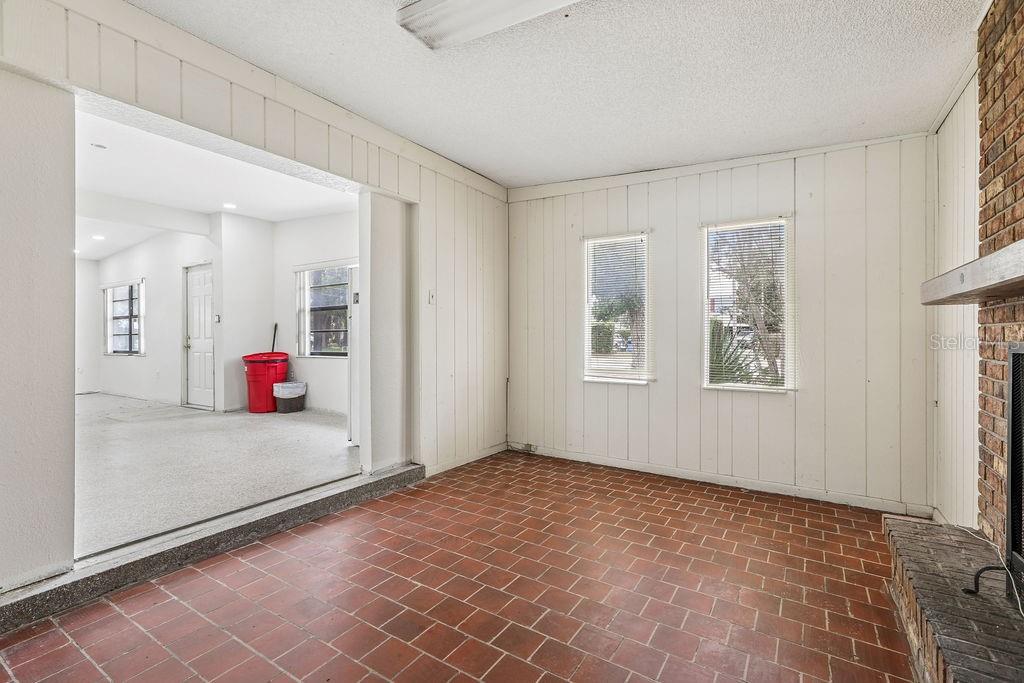 LONGWOOD - Residential