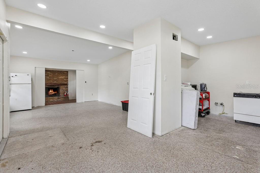 LONGWOOD - Residential
