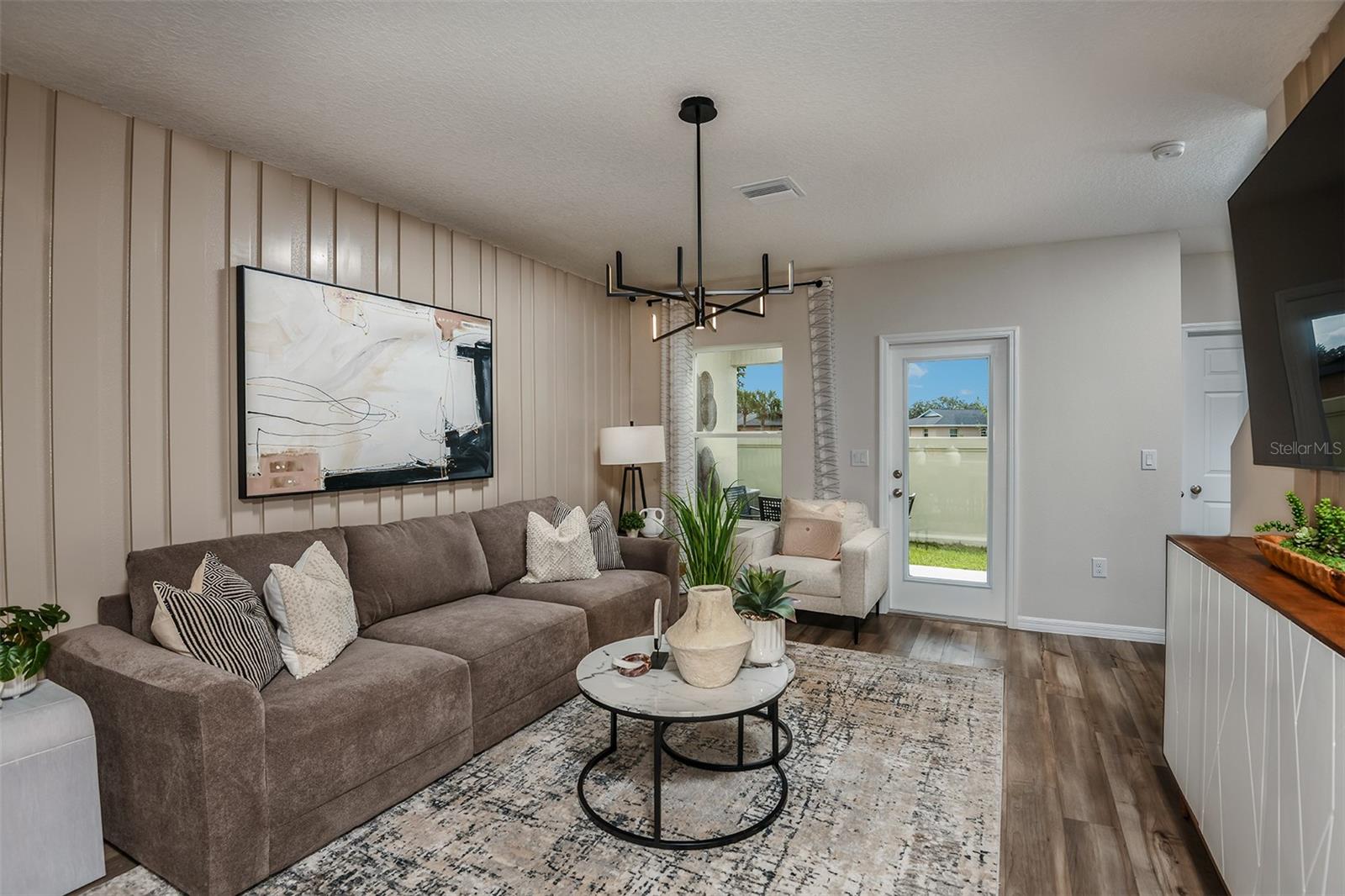 PASADENA WOODS - Residential