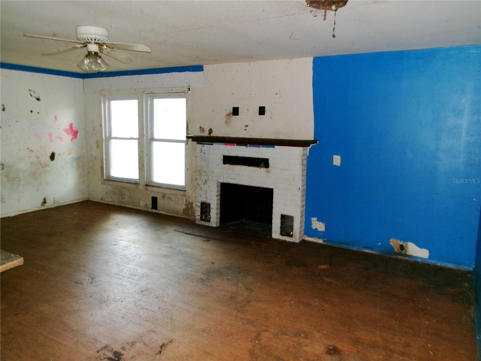 CITY ZEPHYRHILLS - Residential