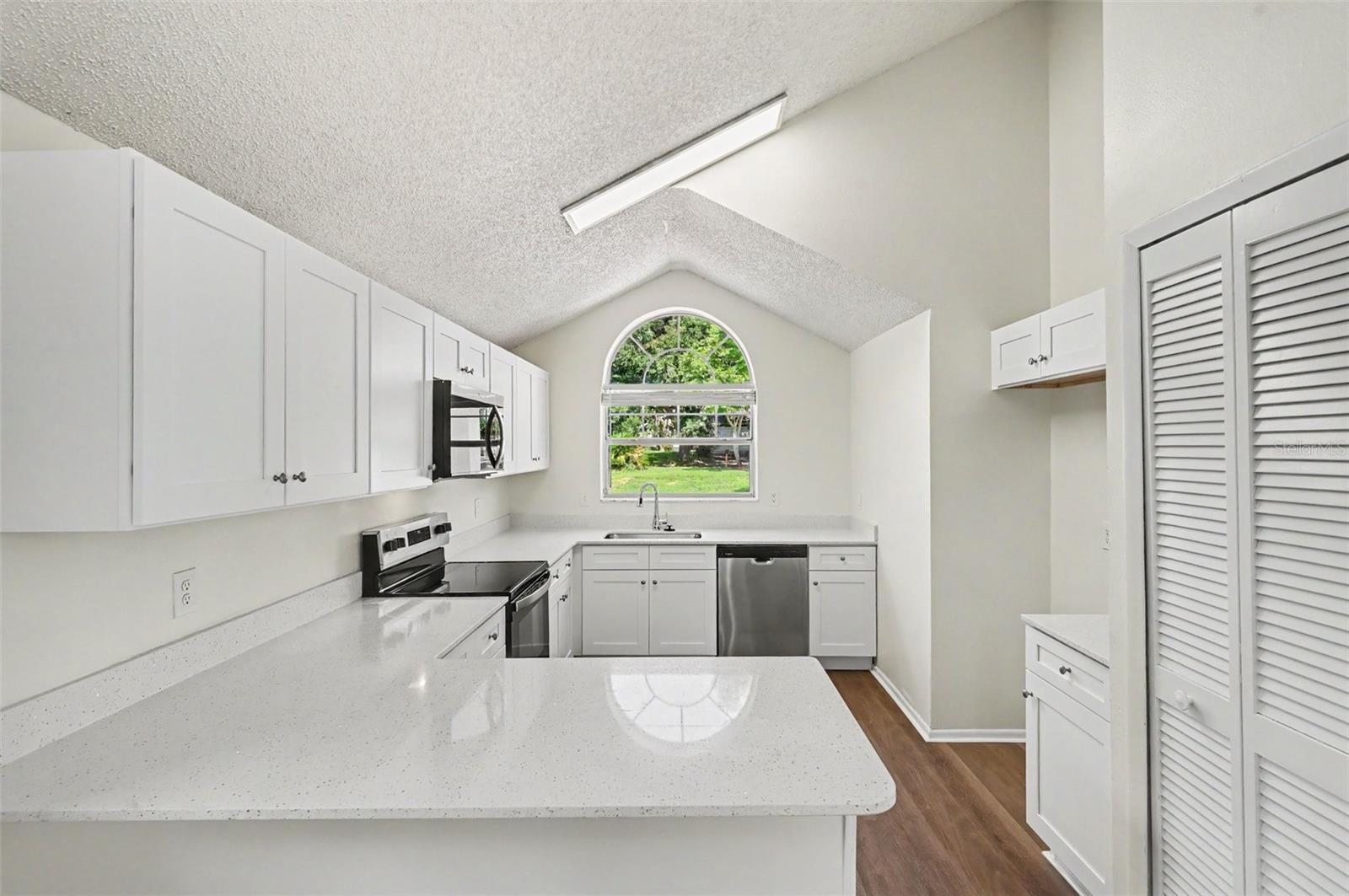 FRISCO BAY UNIT 01 - Residential