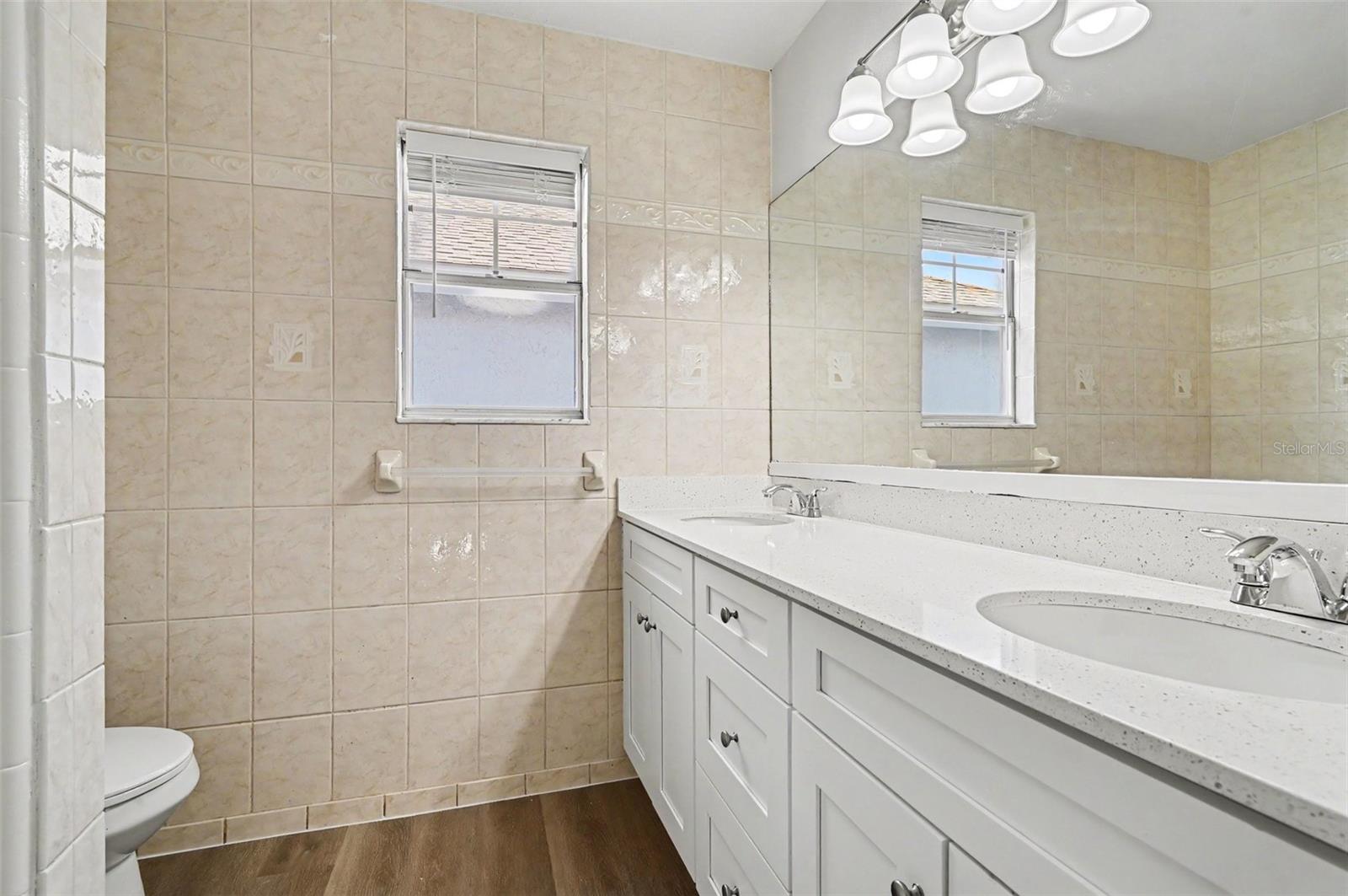 FRISCO BAY UNIT 01 - Residential