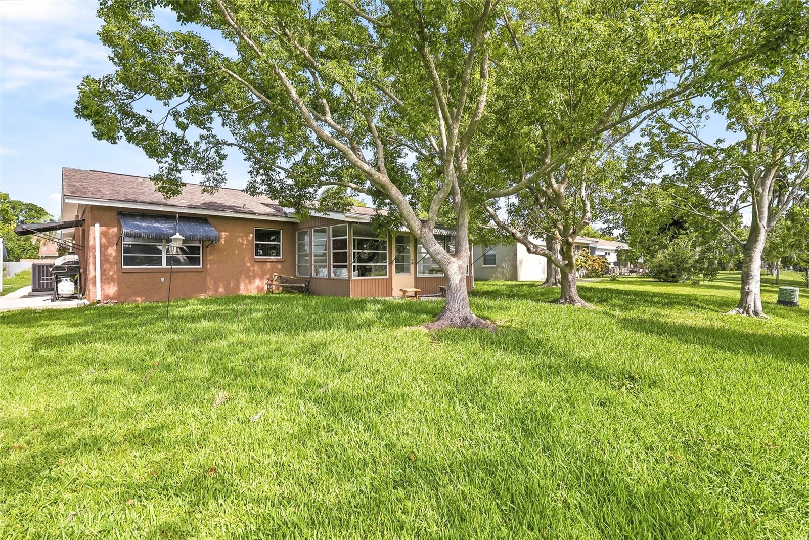 MEADOWS - Residential