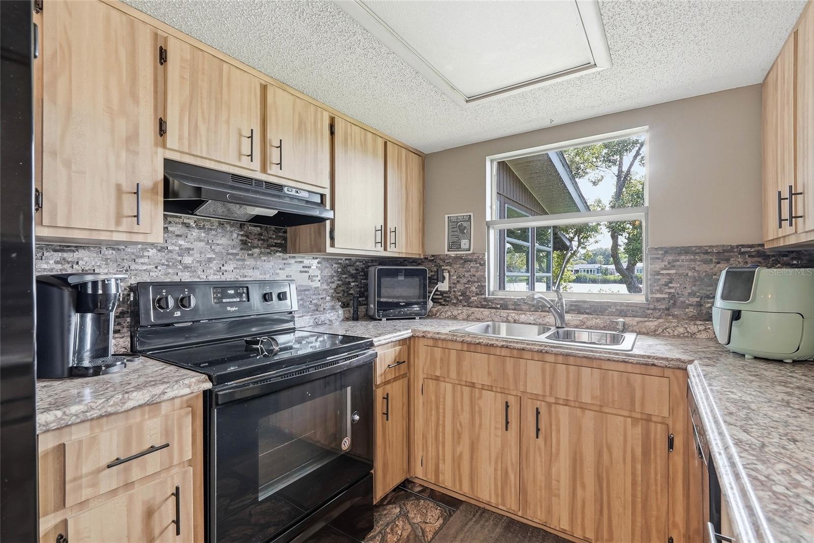MEADOWS - Residential
