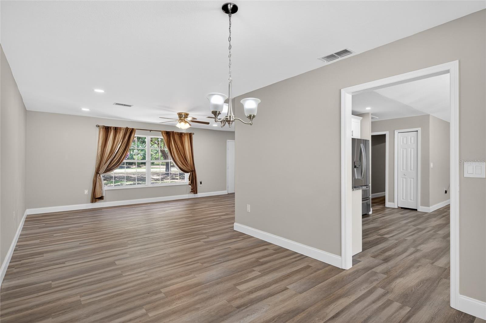 SPRING HILL - Residential