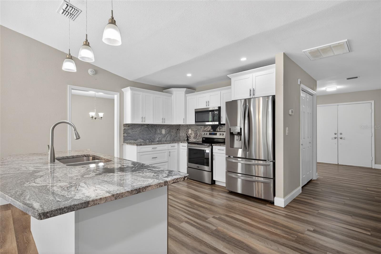 SPRING HILL - Residential