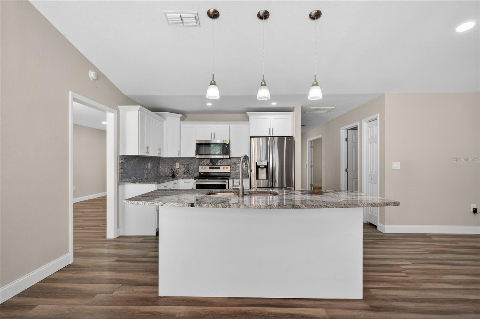 SPRING HILL - Residential
