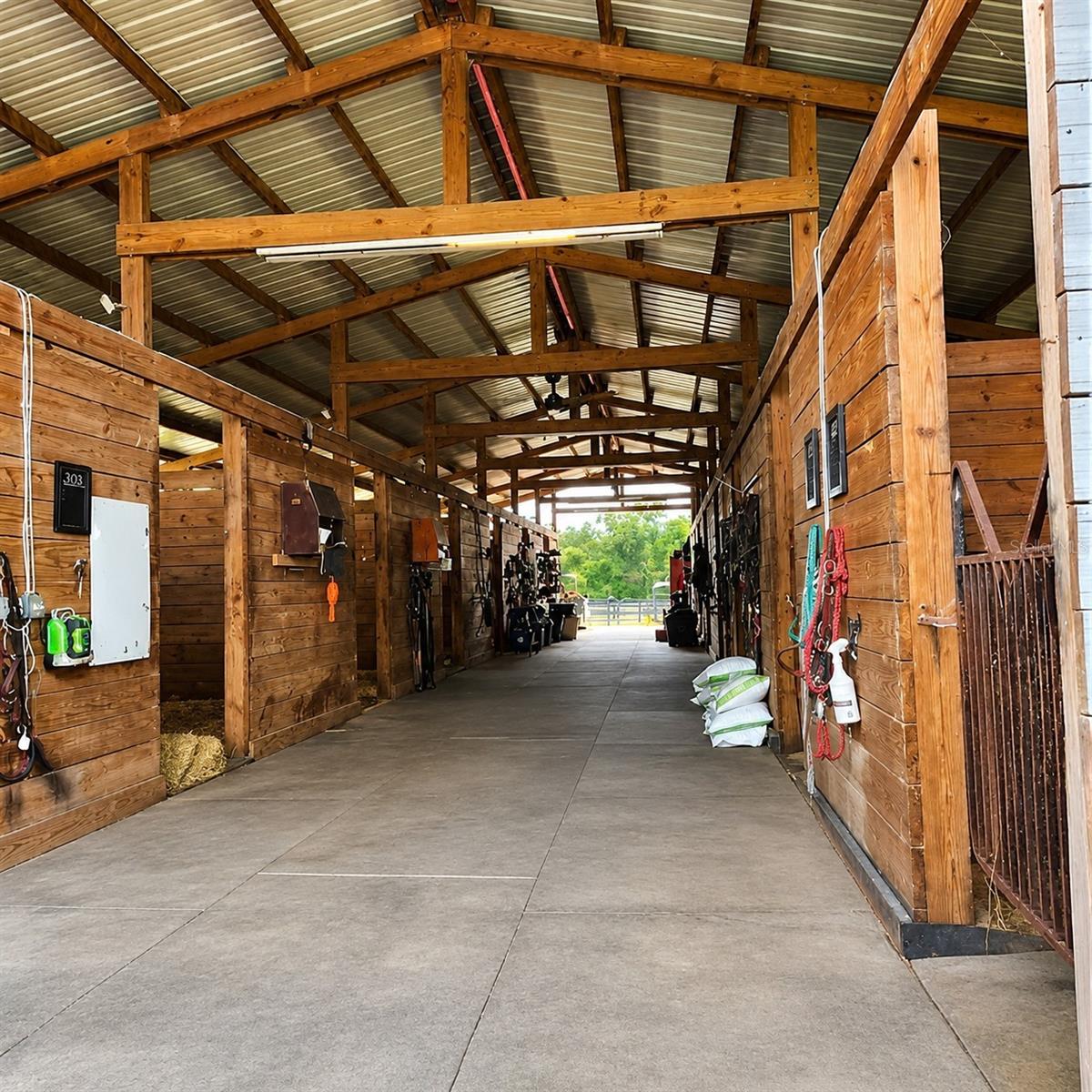 GROVE HOLLOW FARMS - Land