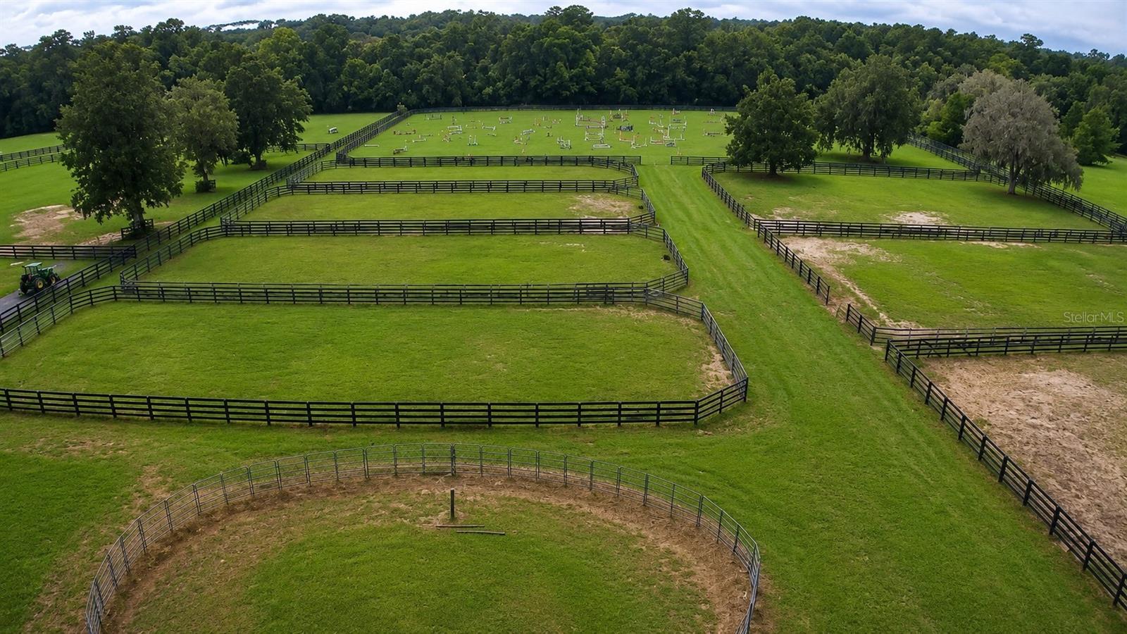 GROVE HOLLOW FARMS - Land