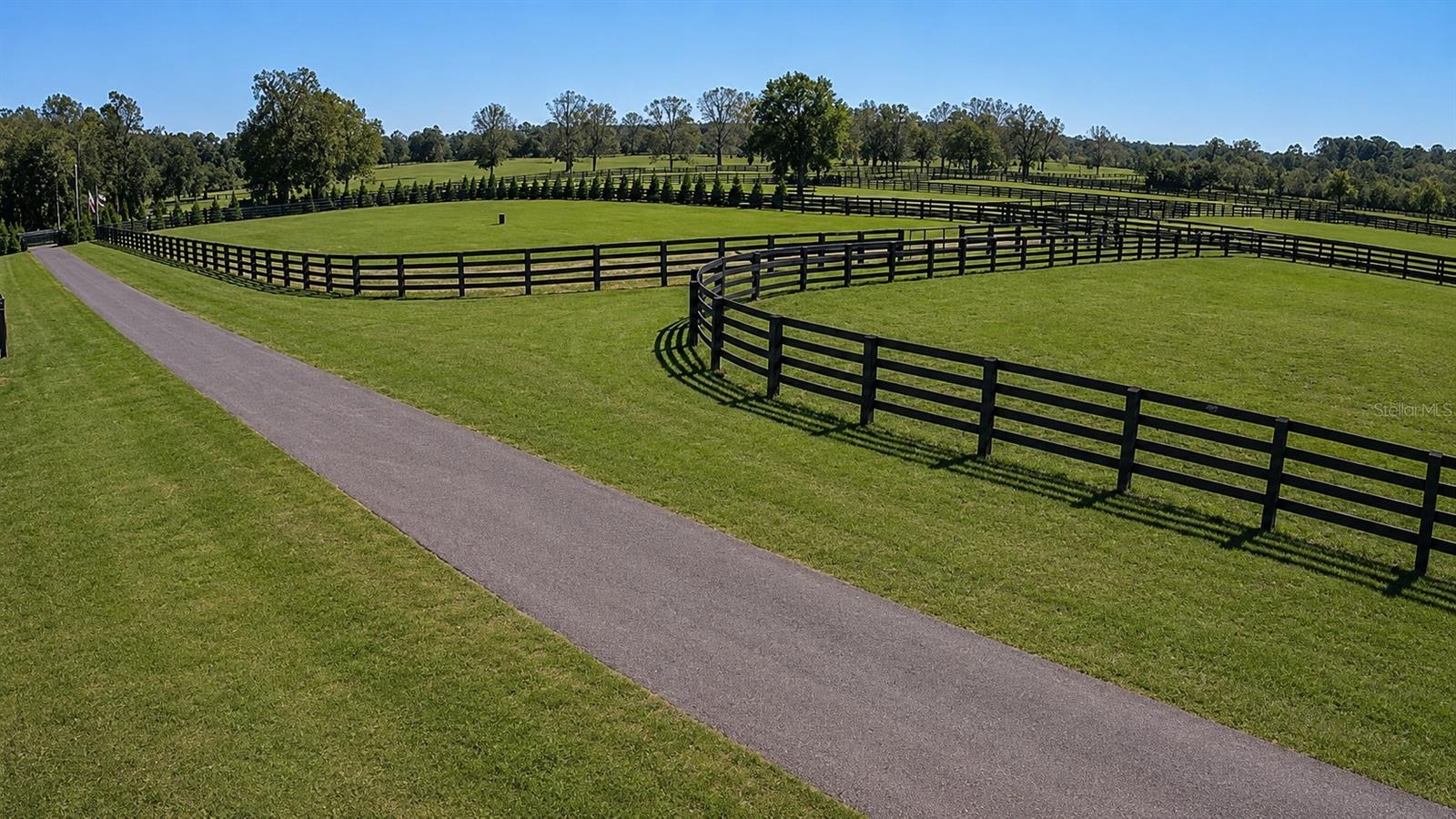 GROVE HOLLOW FARMS - Land