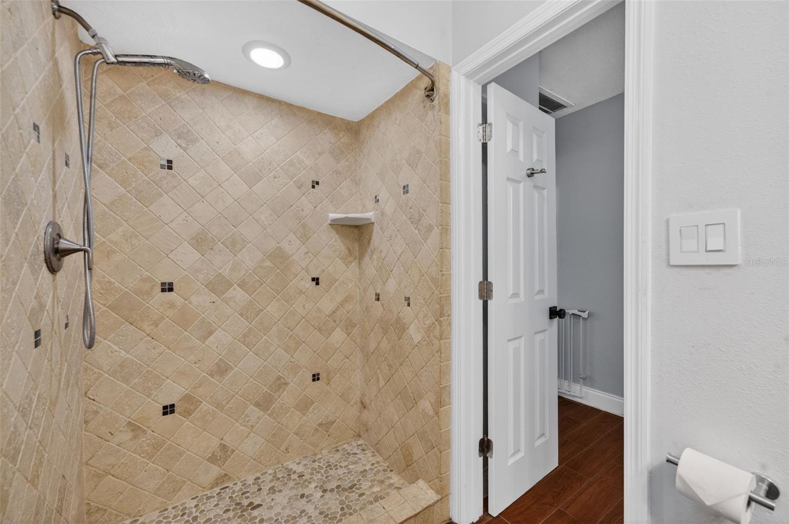 ALBERT LEE RIDGE ADD 02 - Residential