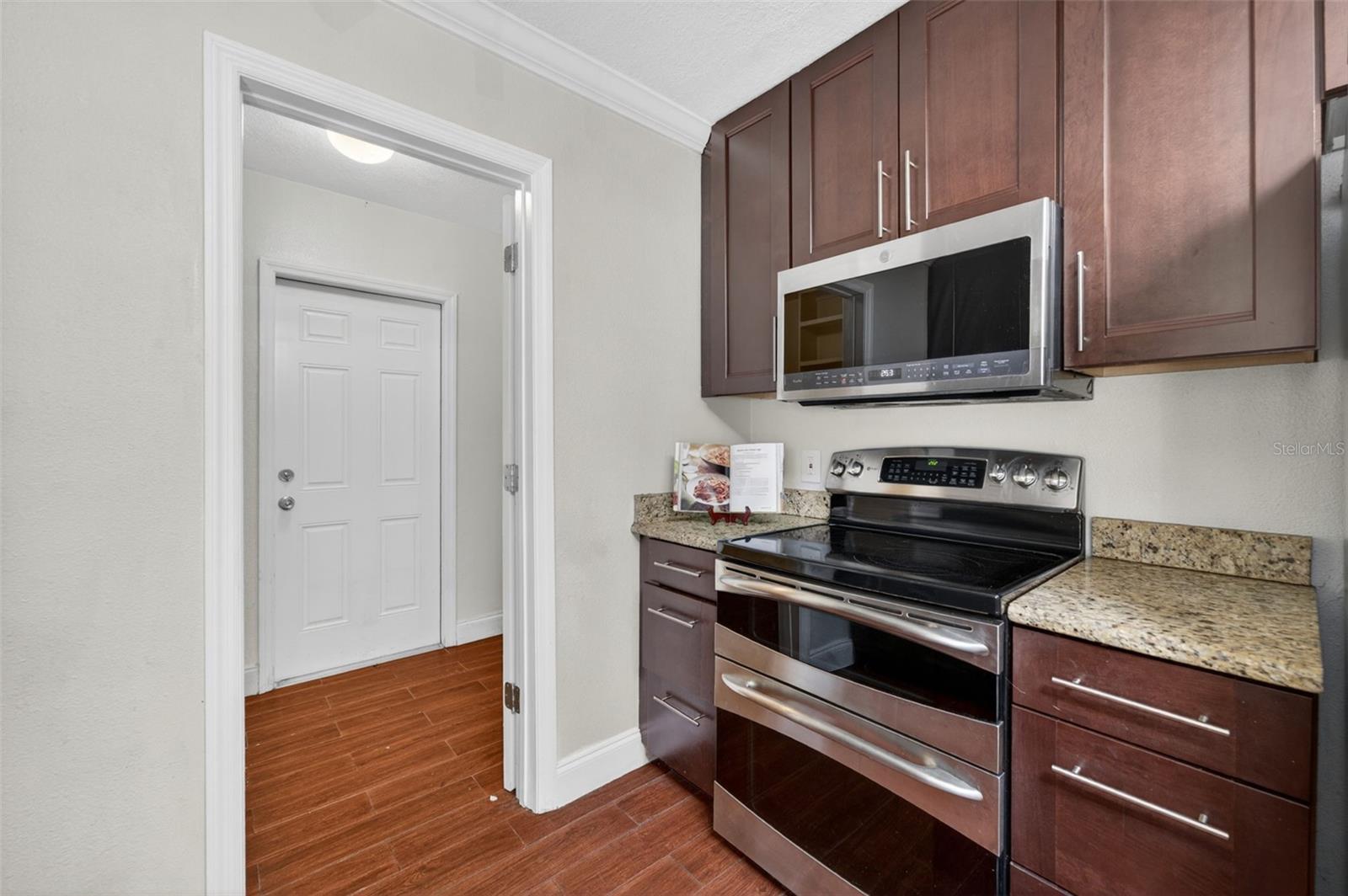 ALBERT LEE RIDGE ADD 02 - Residential