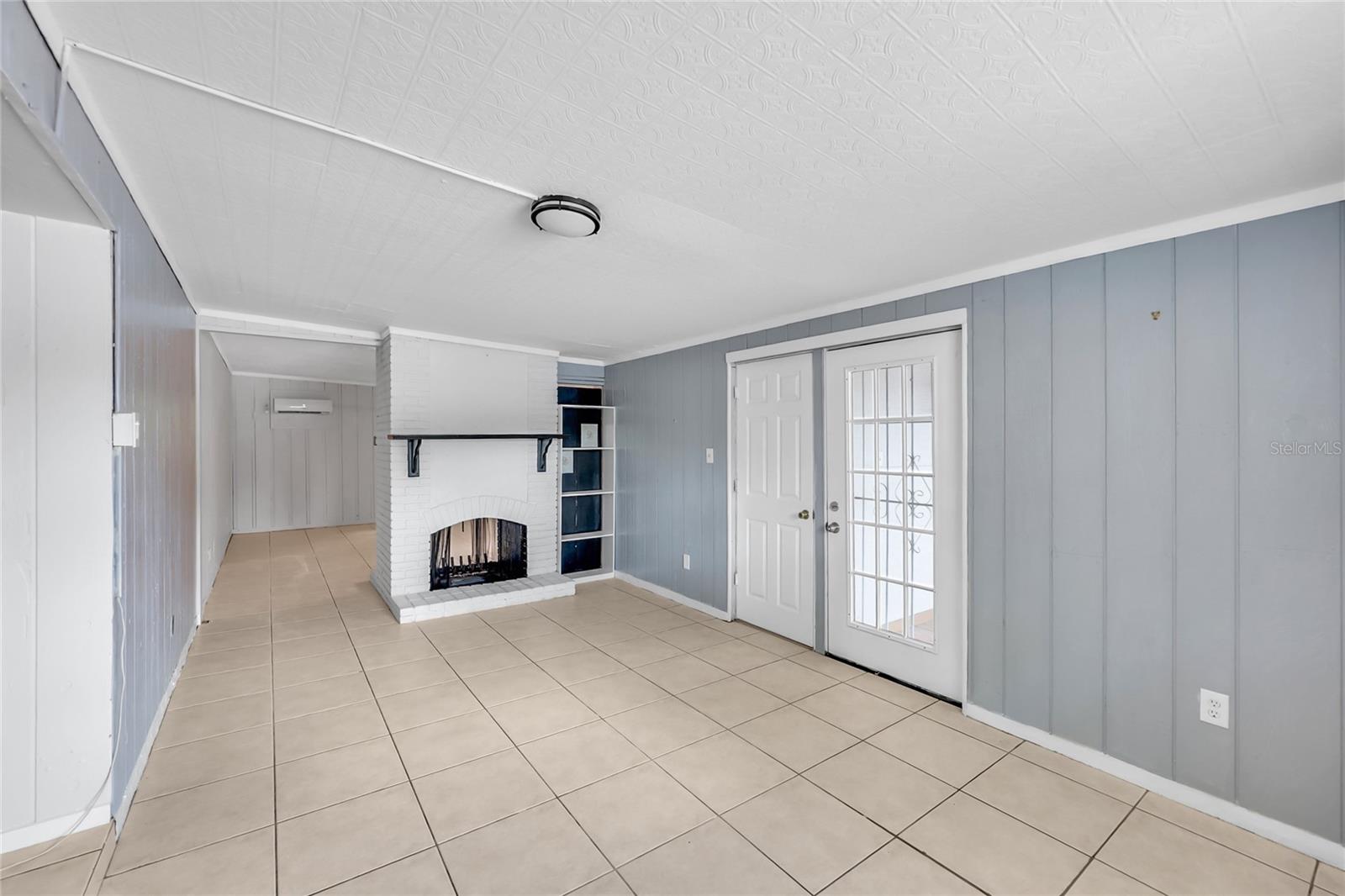 PARK MANOR ESTATES - Residential