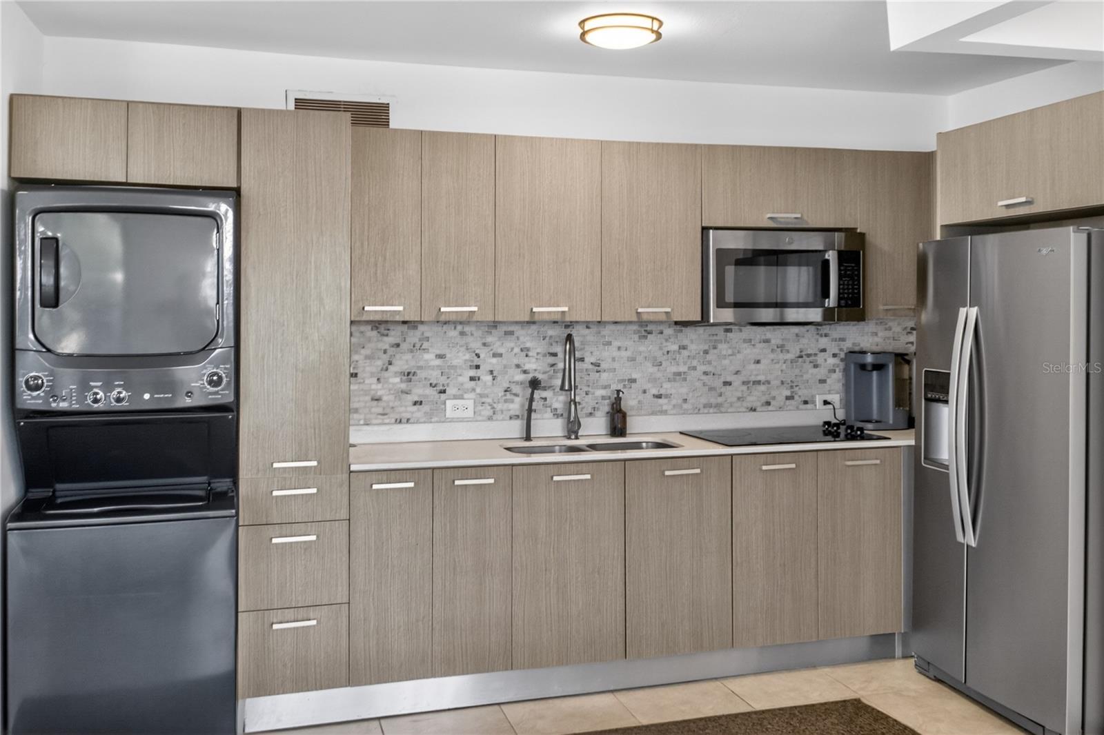 CONDOMINIO TORRELINDA - Residential