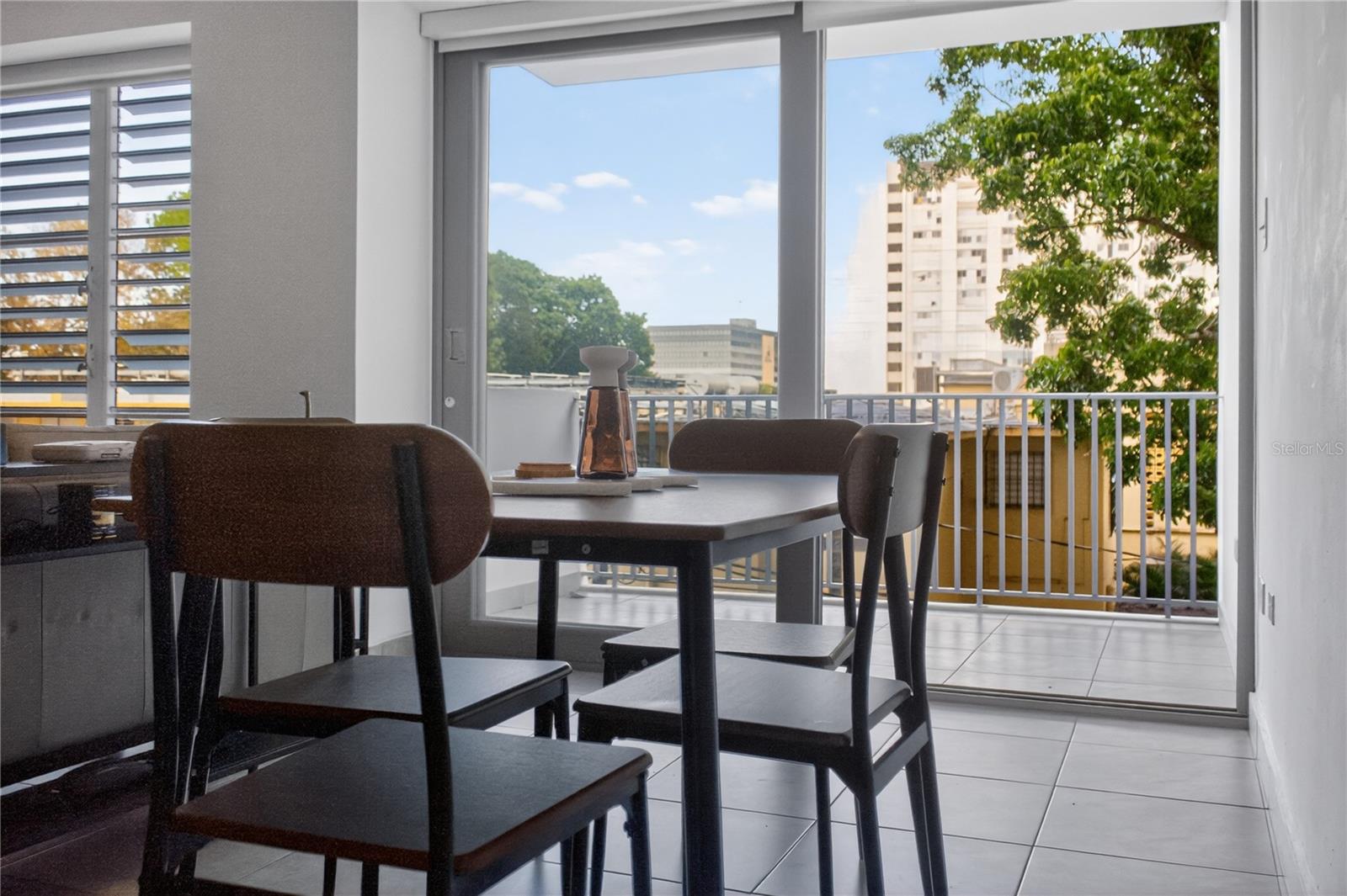 CONDOMINIO TORRELINDA - Residential