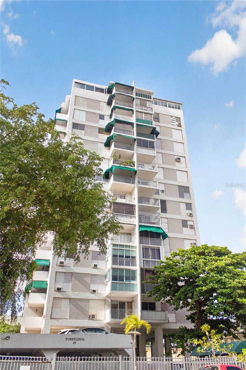 CONDOMINIO TORRELINDA - Residential
