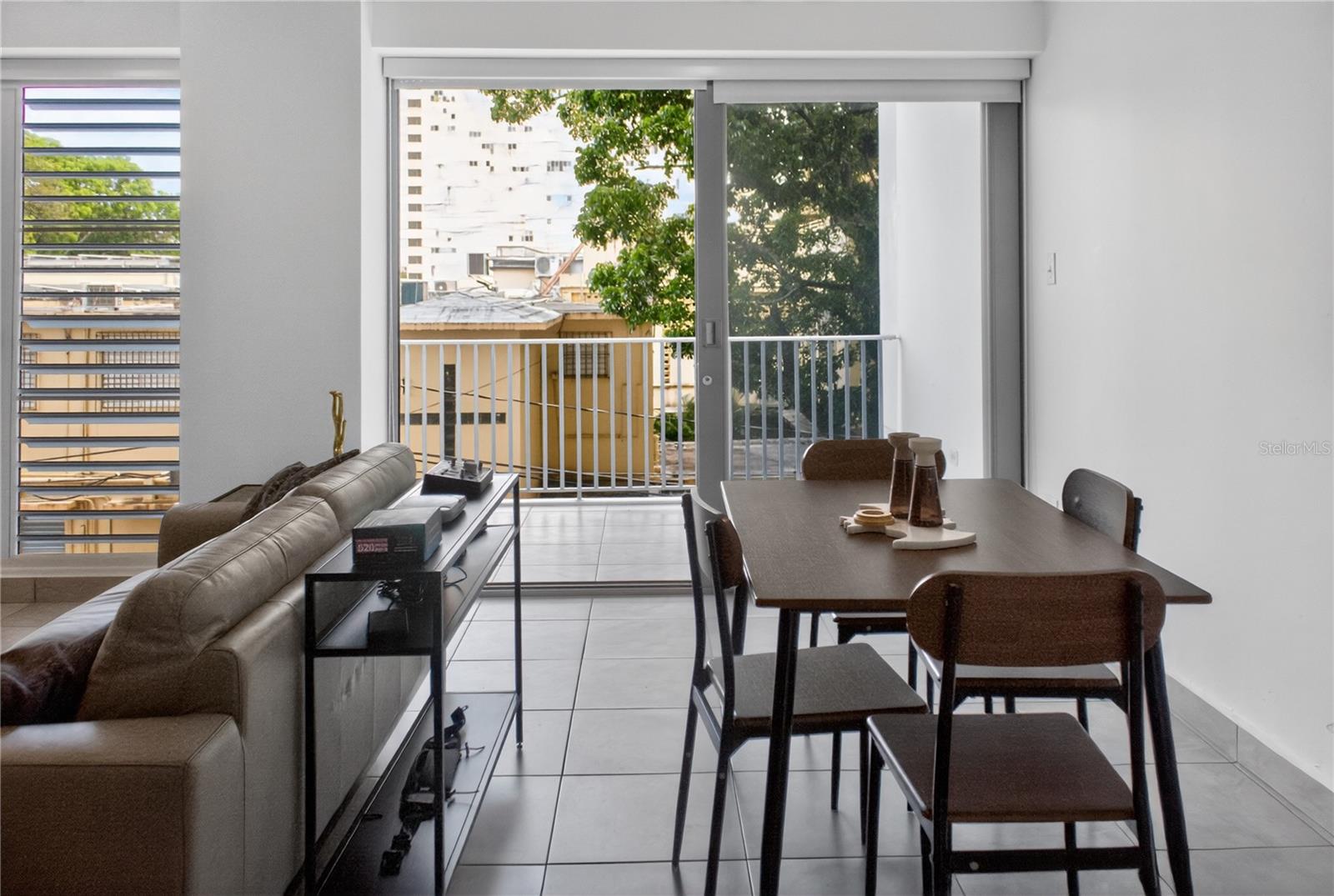 CONDOMINIO TORRELINDA - Residential