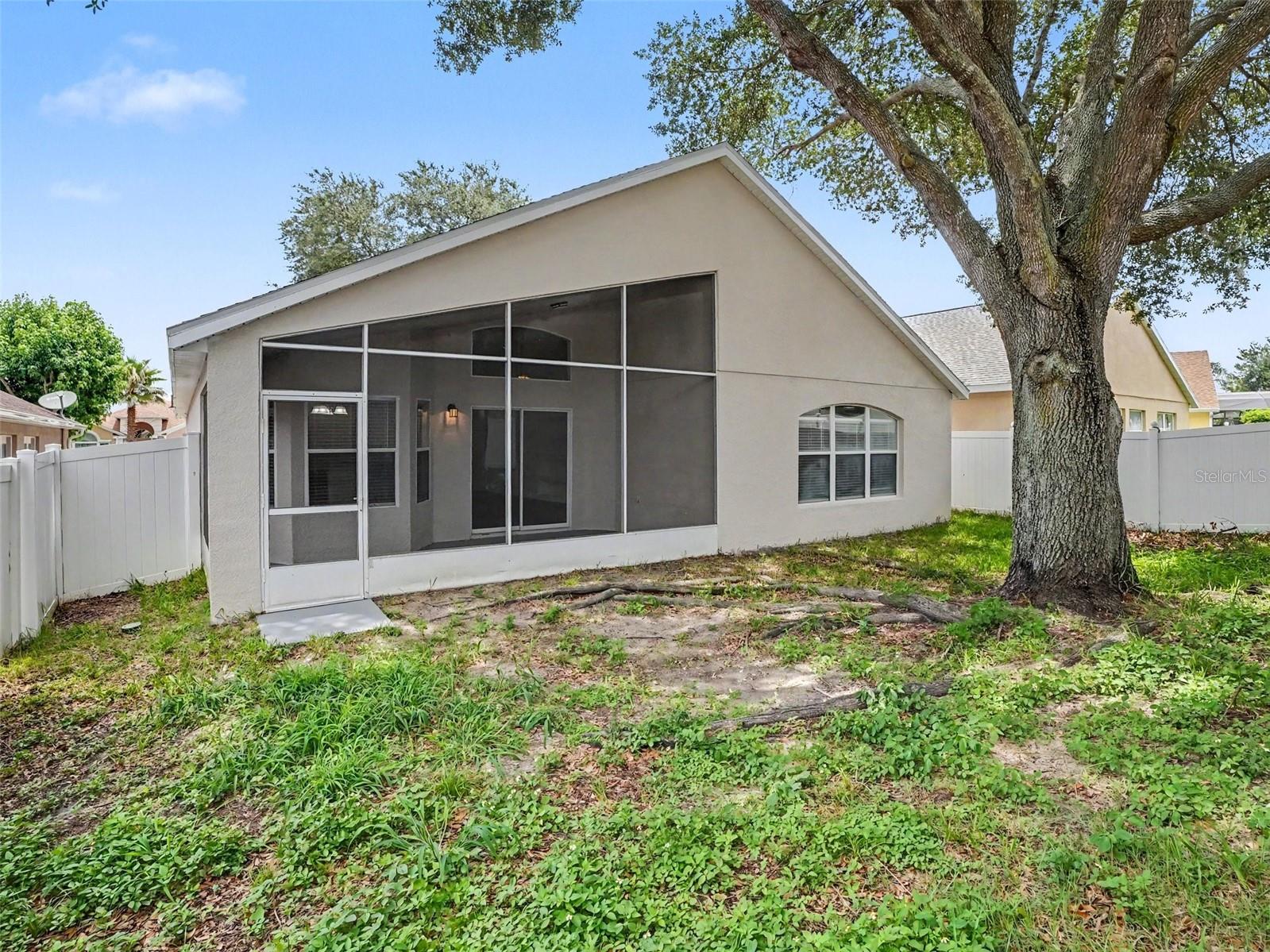 WESTON HILLS SUB - Residential