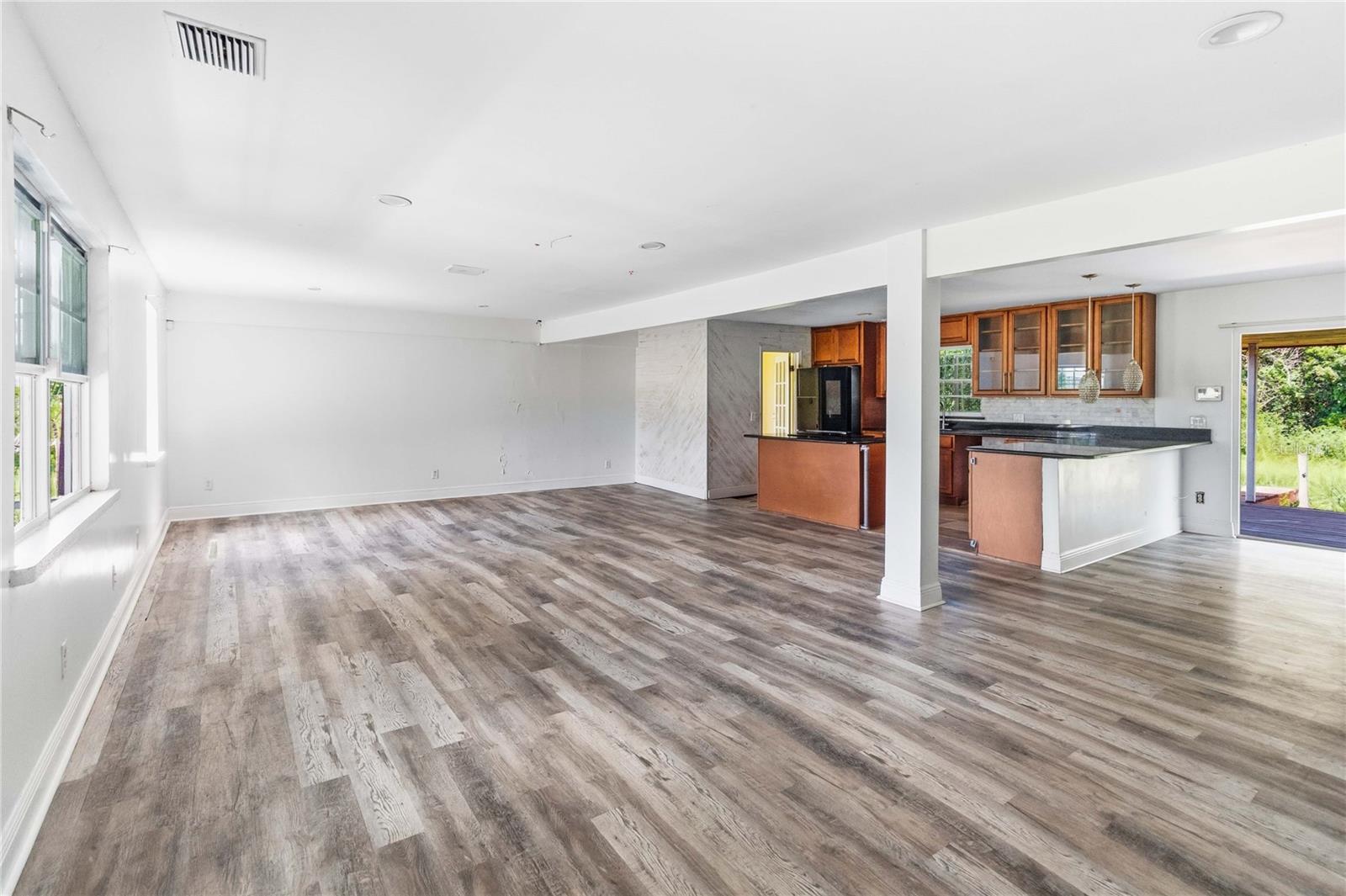 ACREAGE & UNREC - Residential