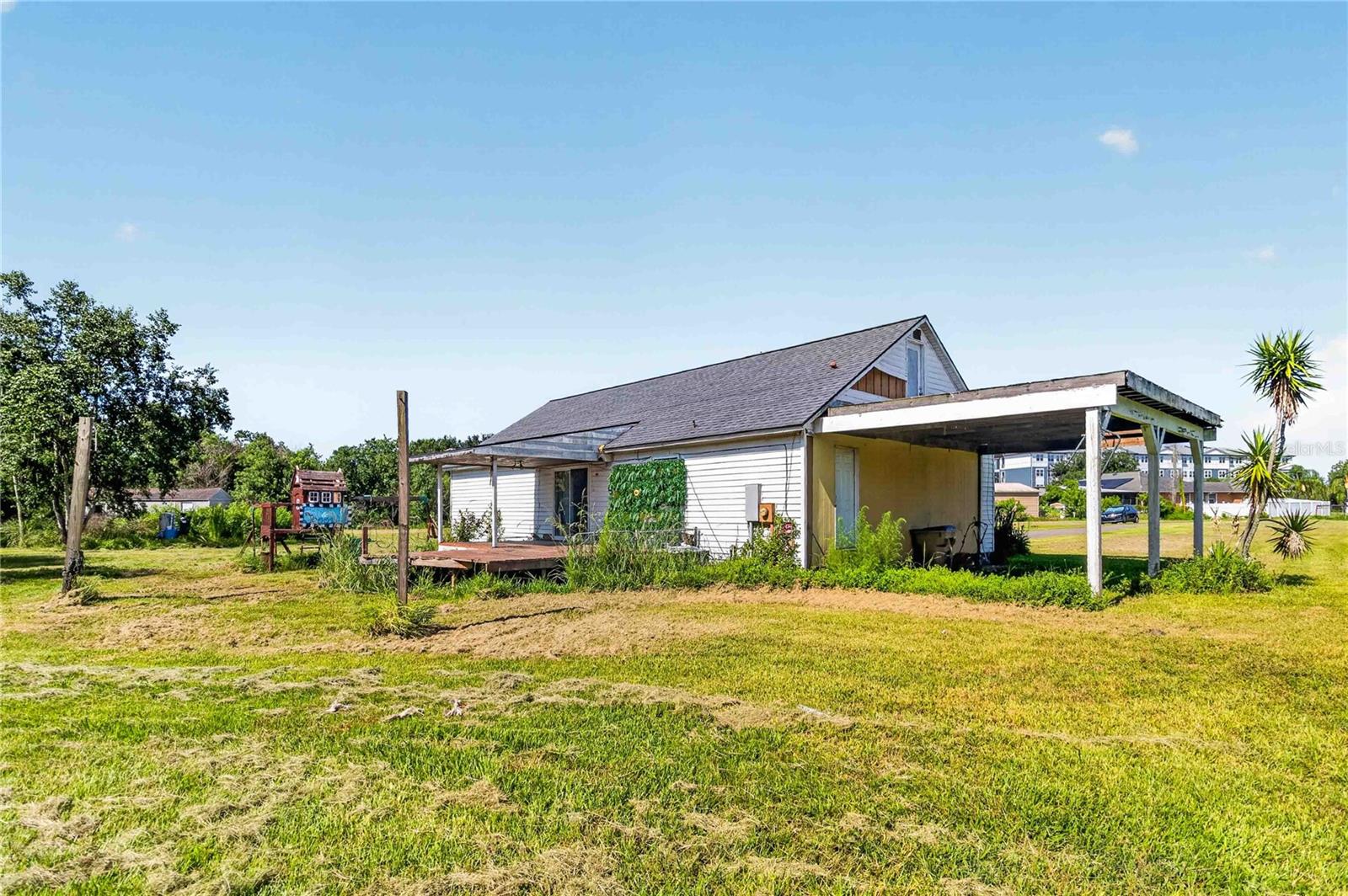 ACREAGE & UNREC - Residential