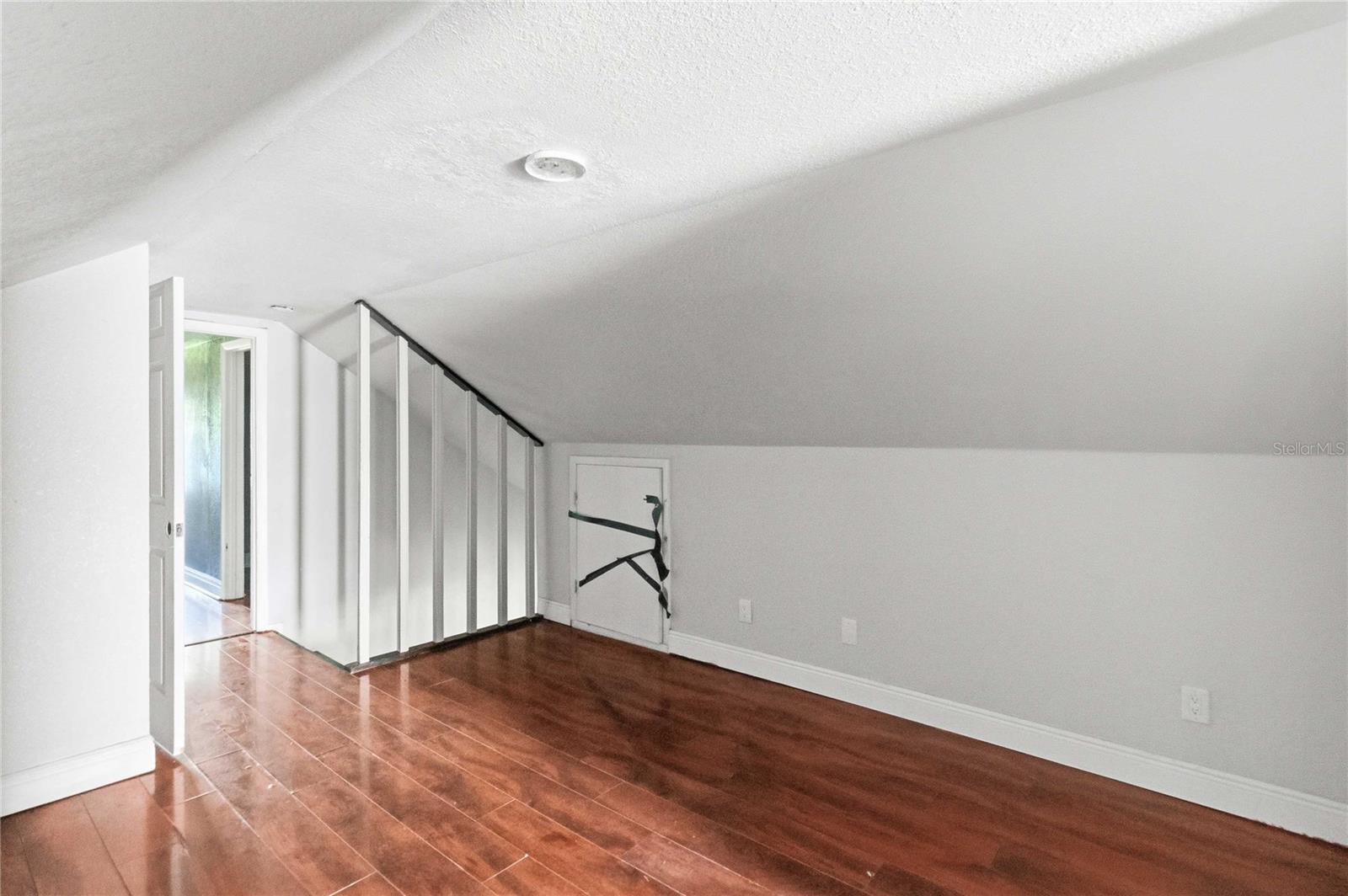 ACREAGE & UNREC - Residential