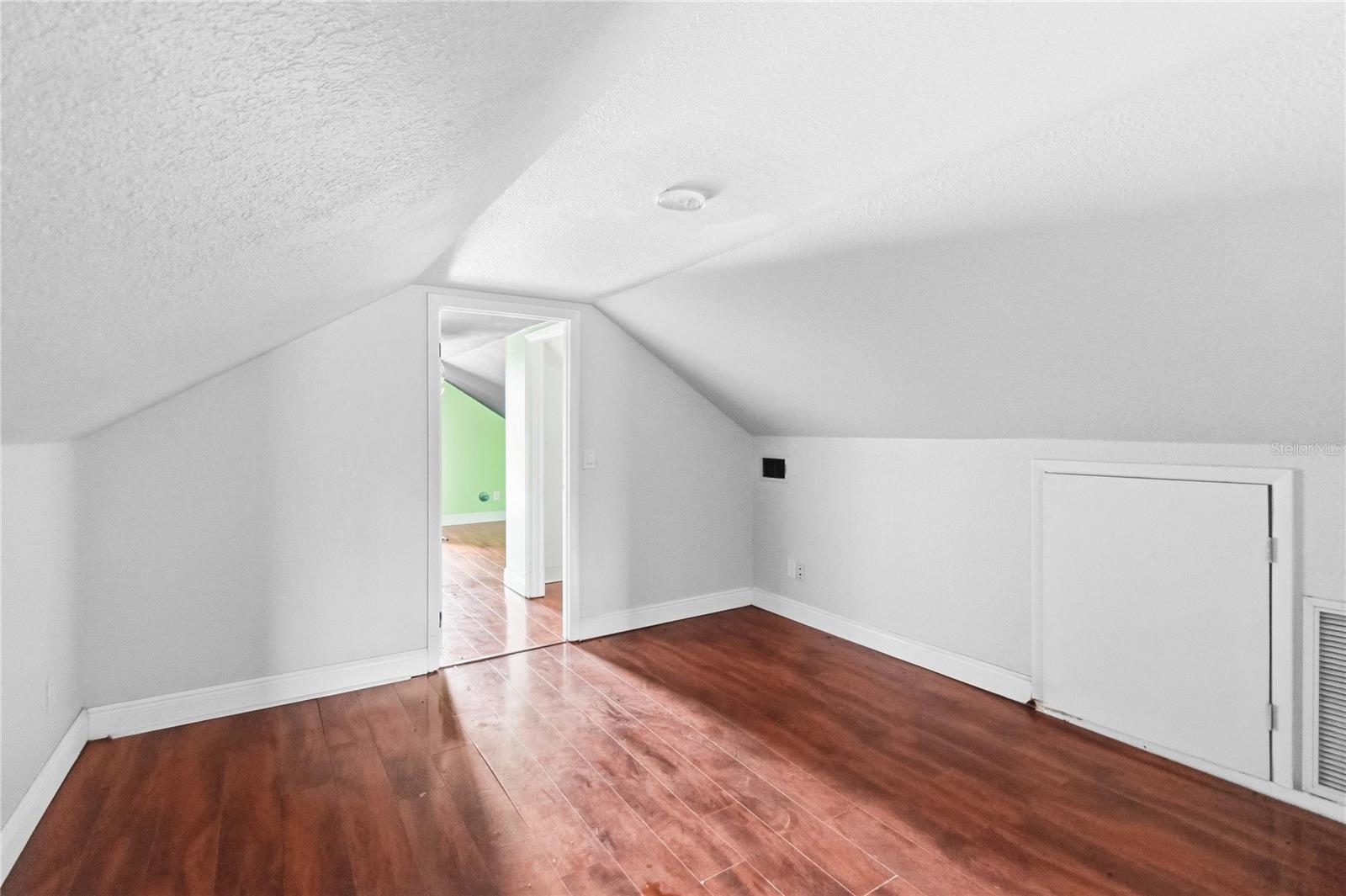 ACREAGE & UNREC - Residential
