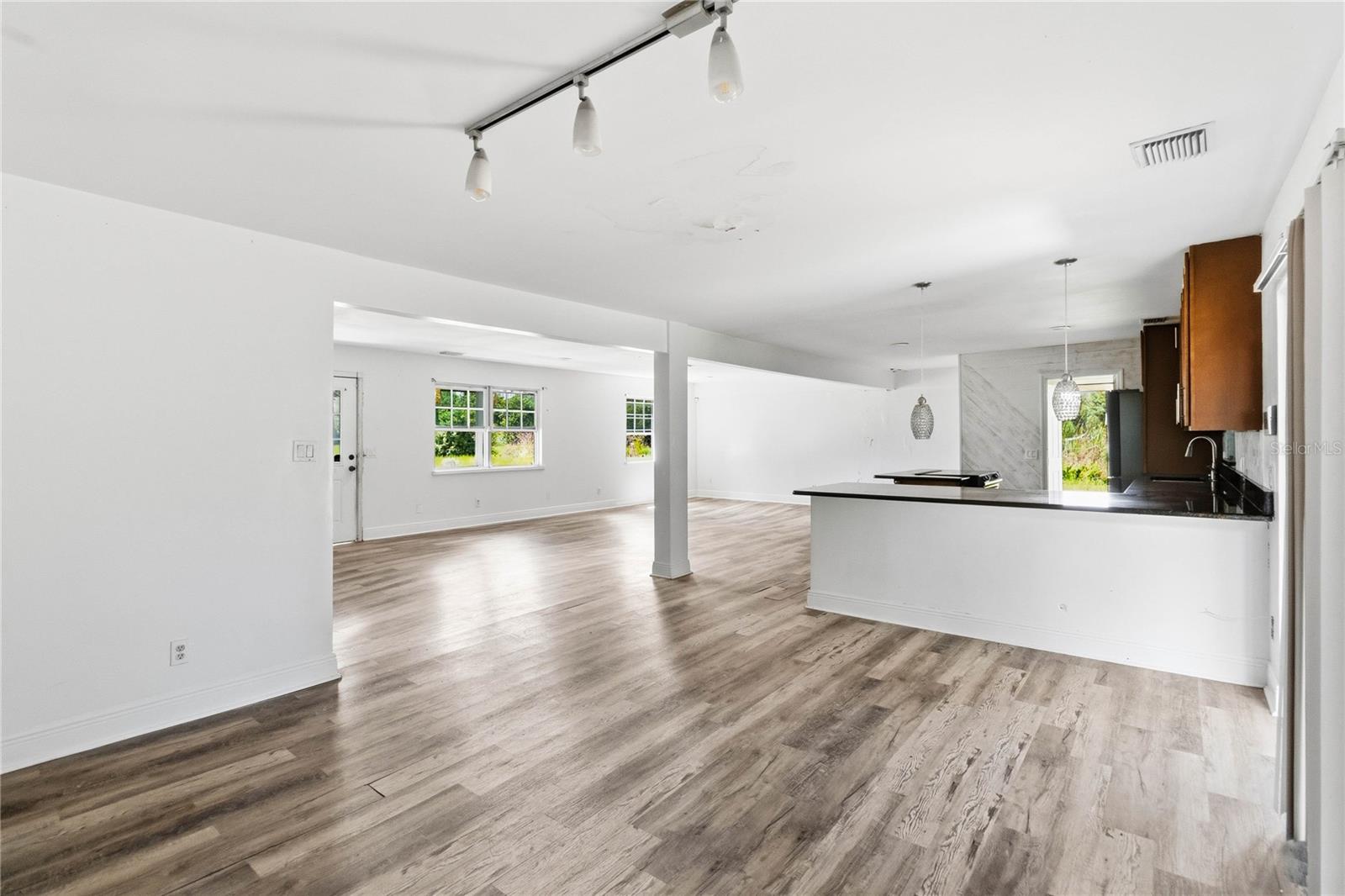 ACREAGE & UNREC - Residential