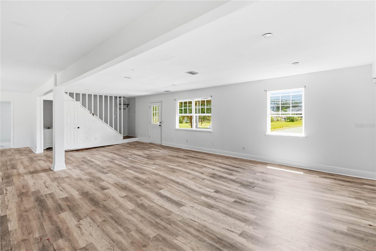 ACREAGE & UNREC - Residential