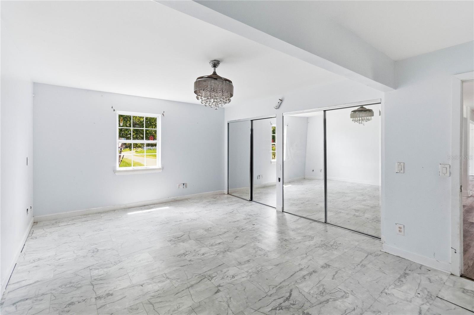 ACREAGE & UNREC - Residential