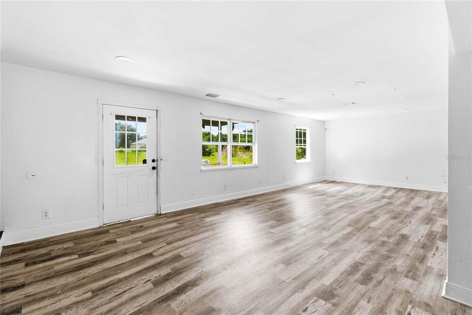ACREAGE & UNREC - Residential