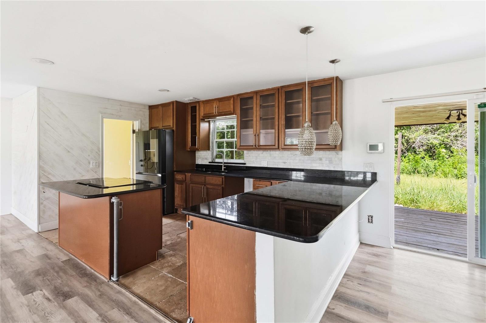 ACREAGE & UNREC - Residential