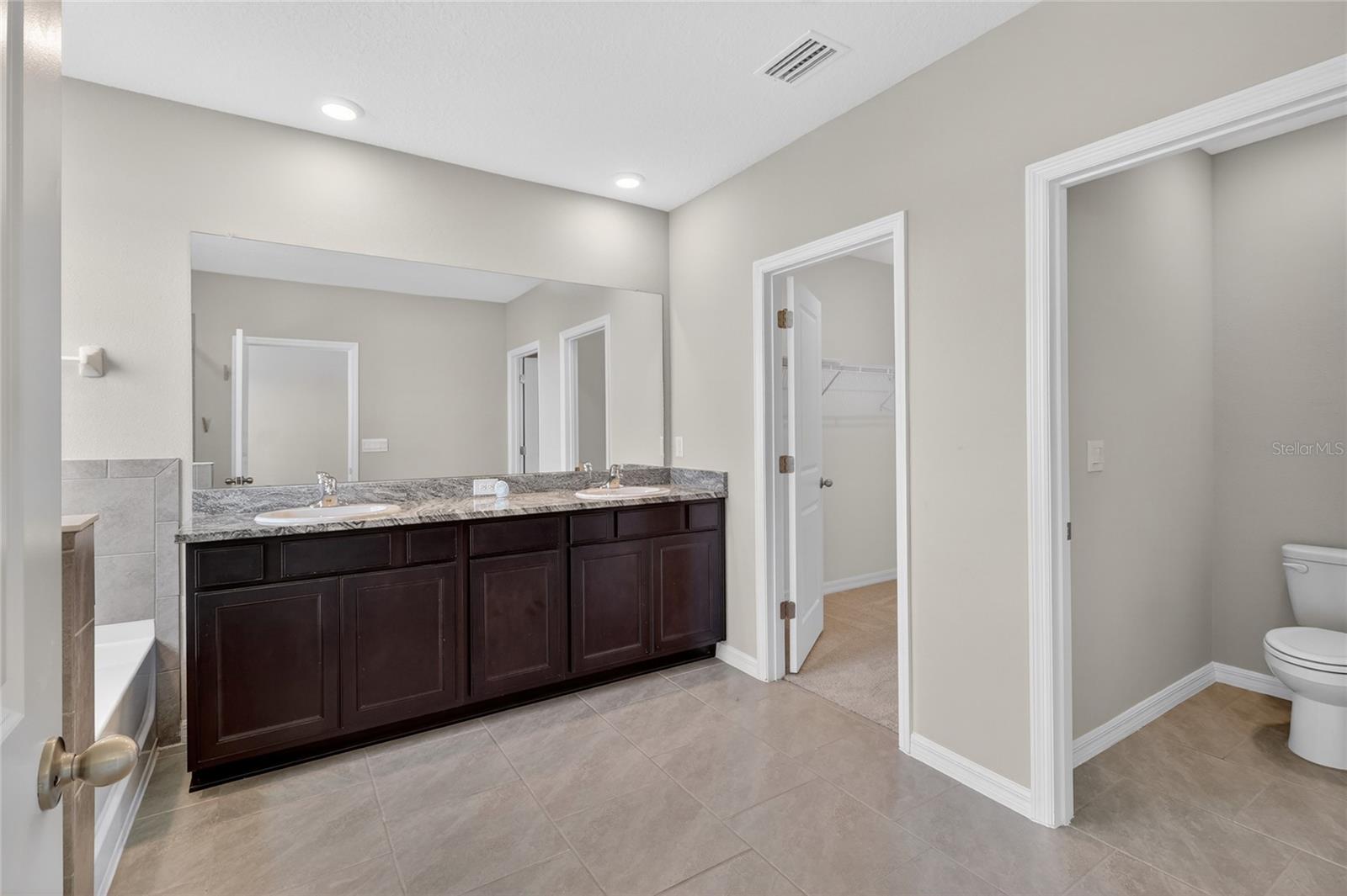 EPPERSON NORTH VILLAGE A-1 A-2 A-3 - Residential
