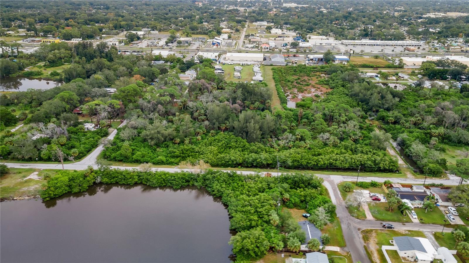 GREEN KEY ESTATES - Land