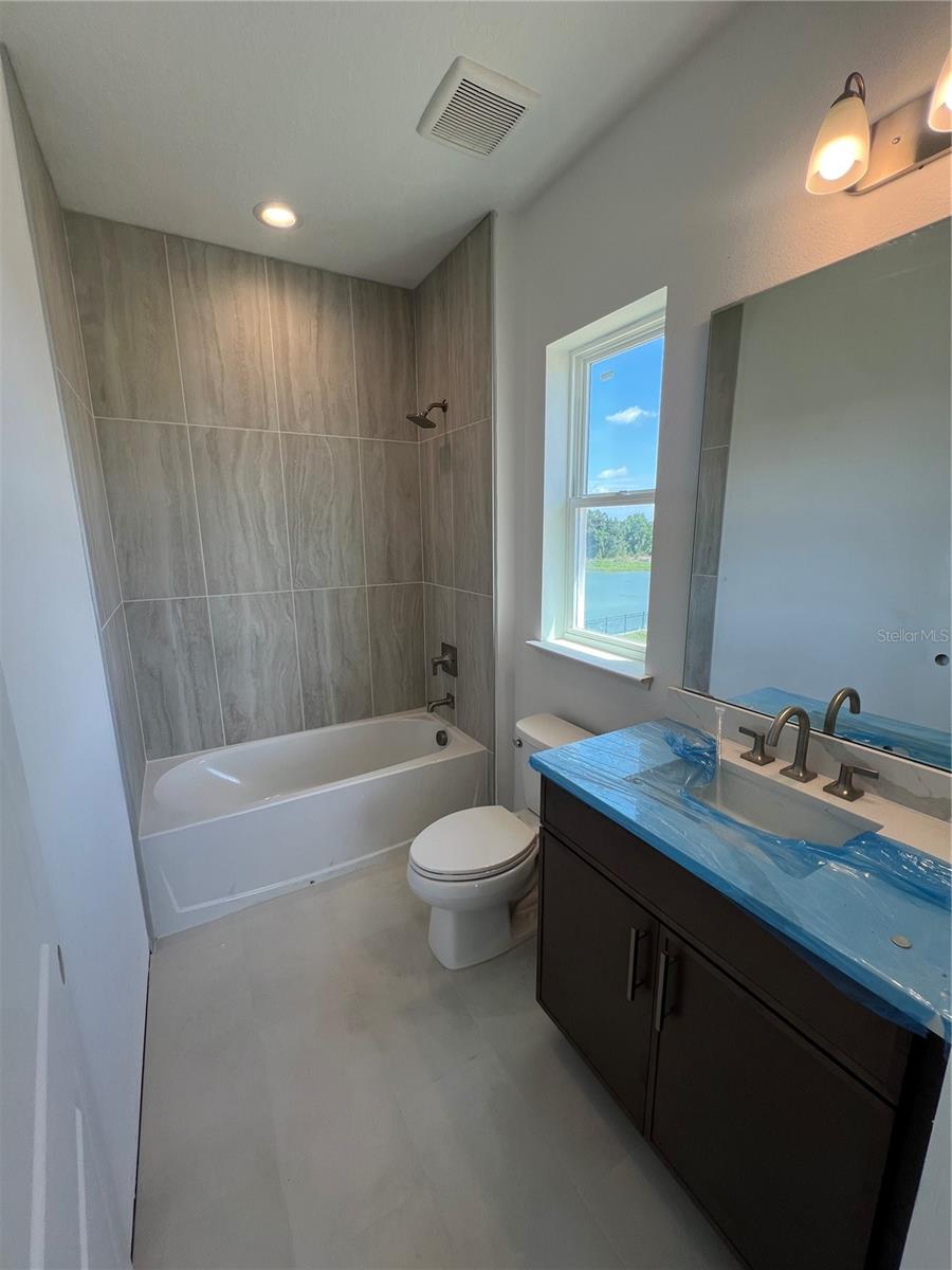 BRONSON PEAK - Residential