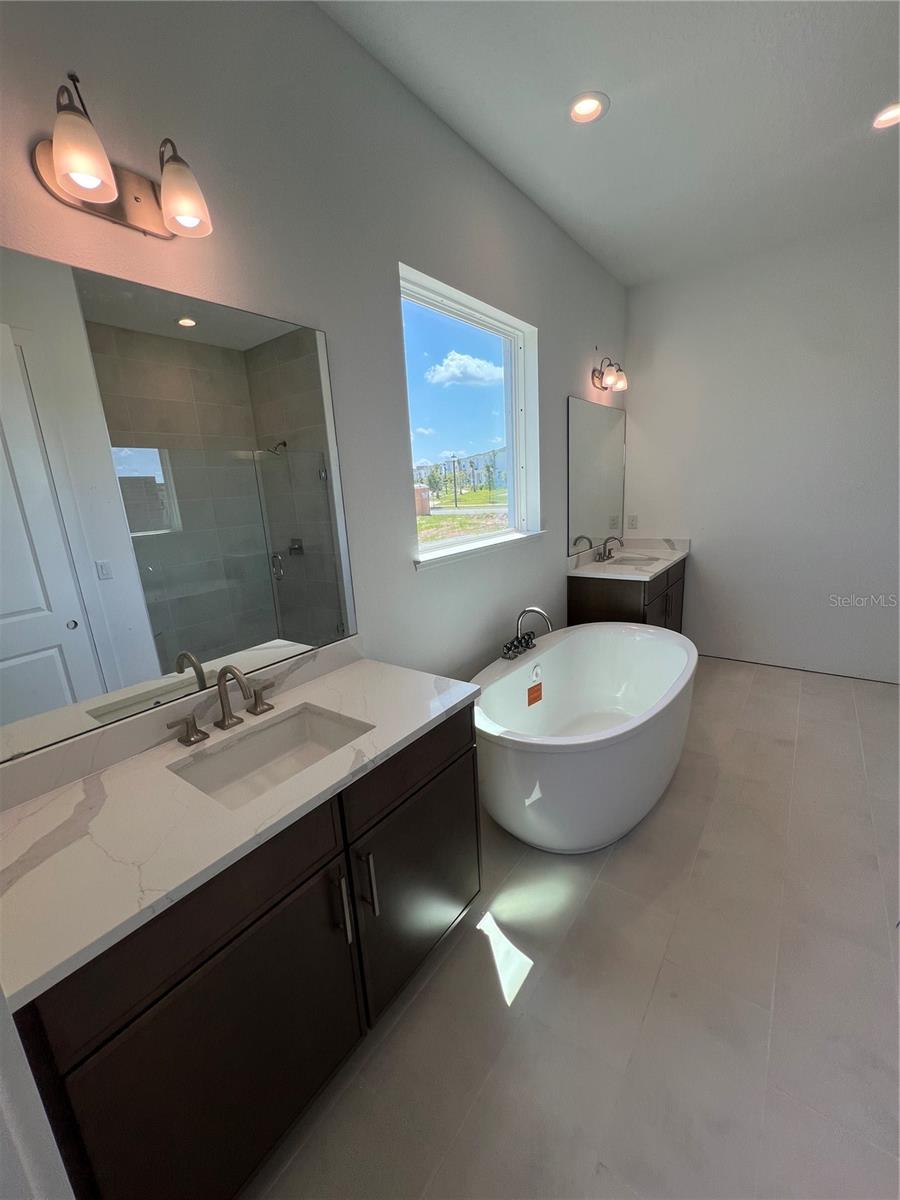 BRONSON PEAK - Residential