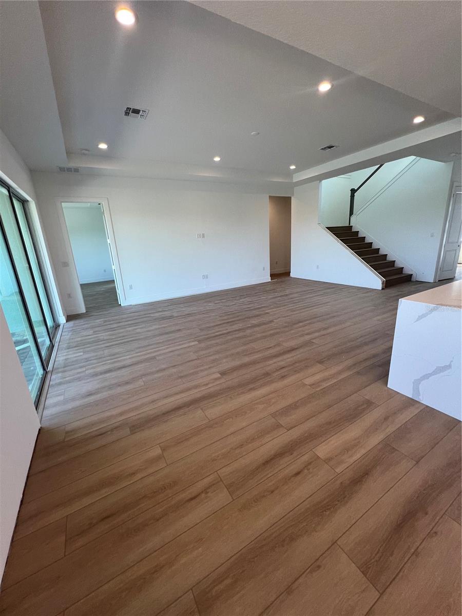 BRONSON PEAK - Residential