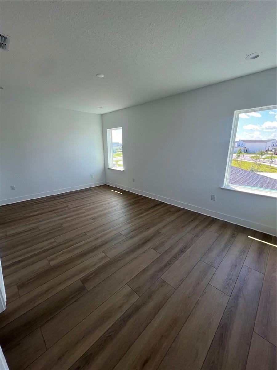 BRONSON PEAK - Residential