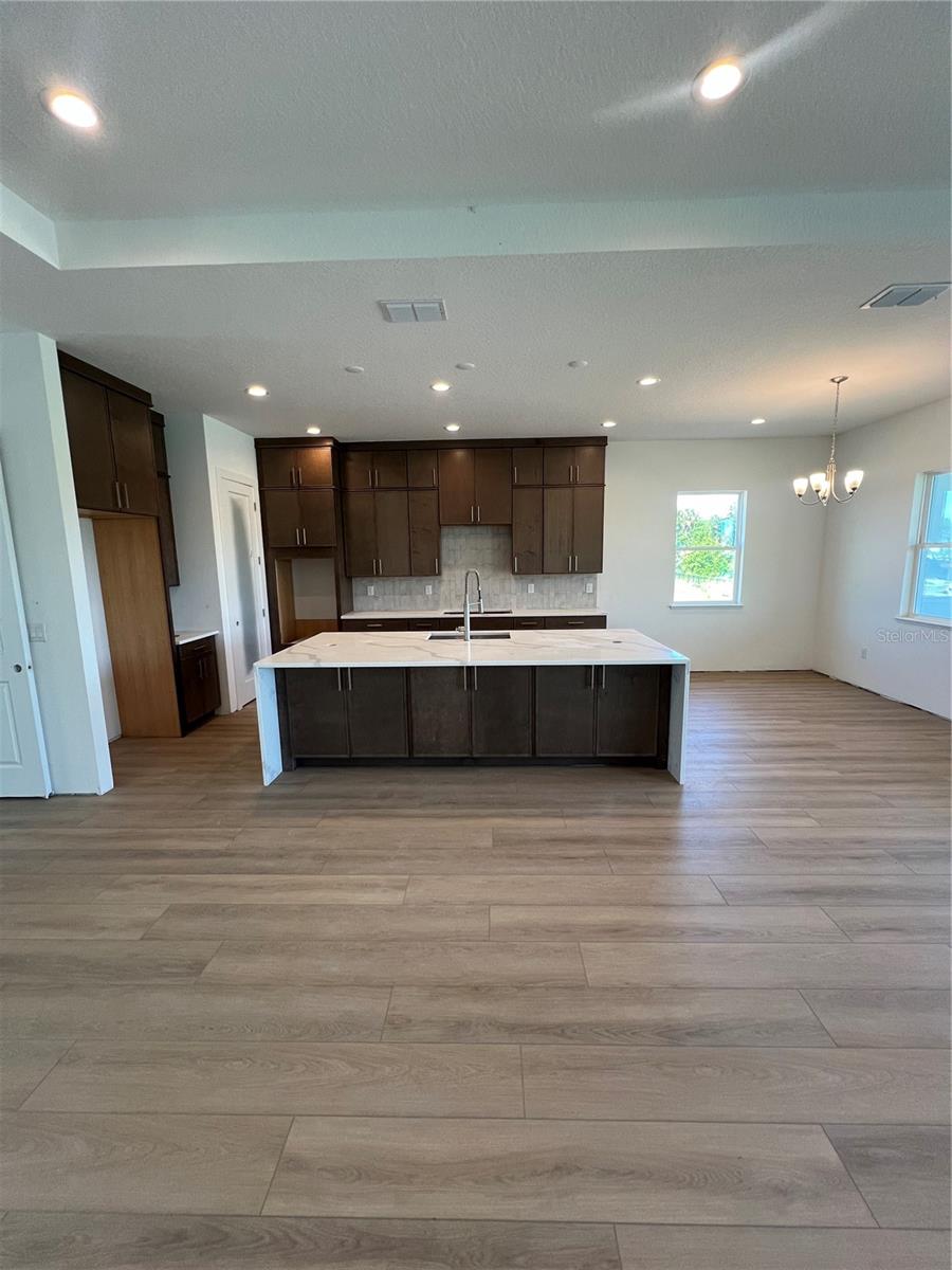 BRONSON PEAK - Residential