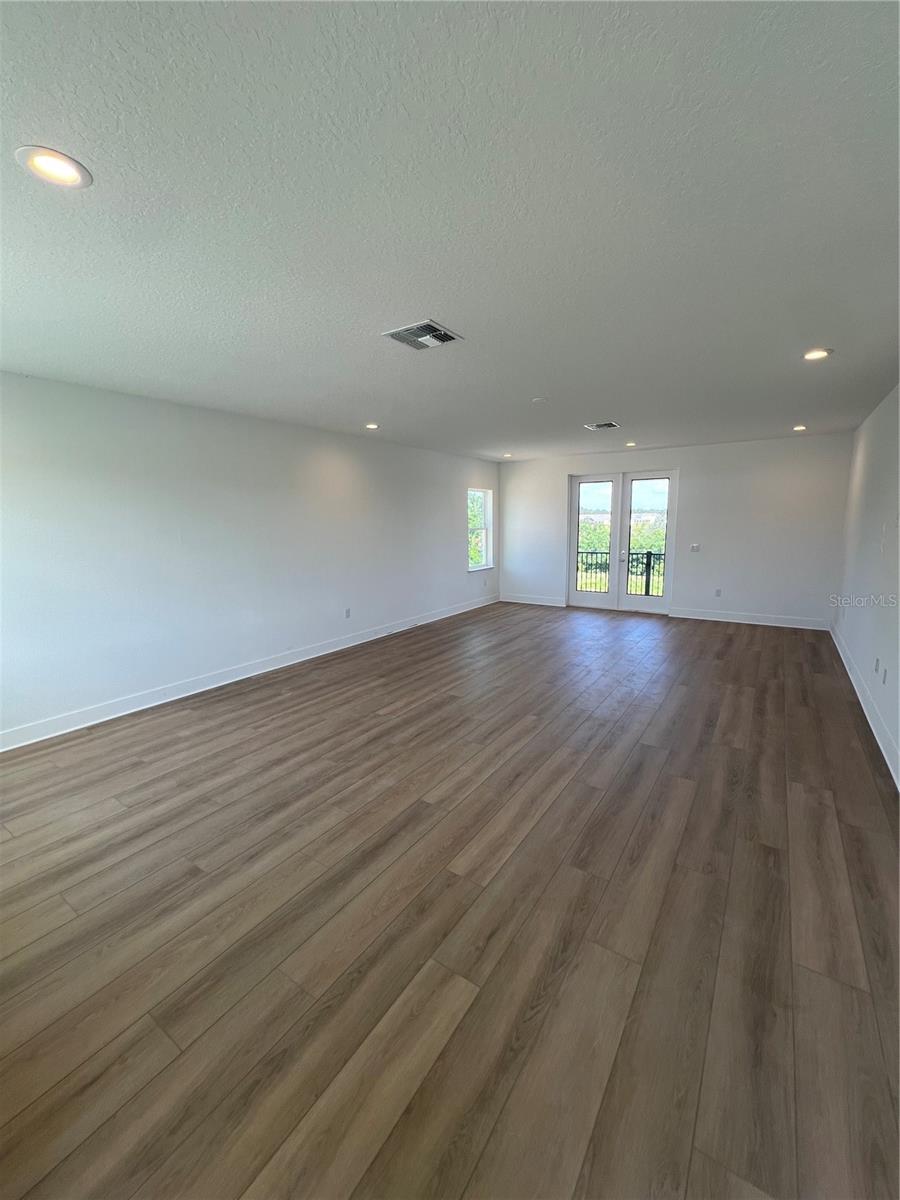 BRONSON PEAK - Residential