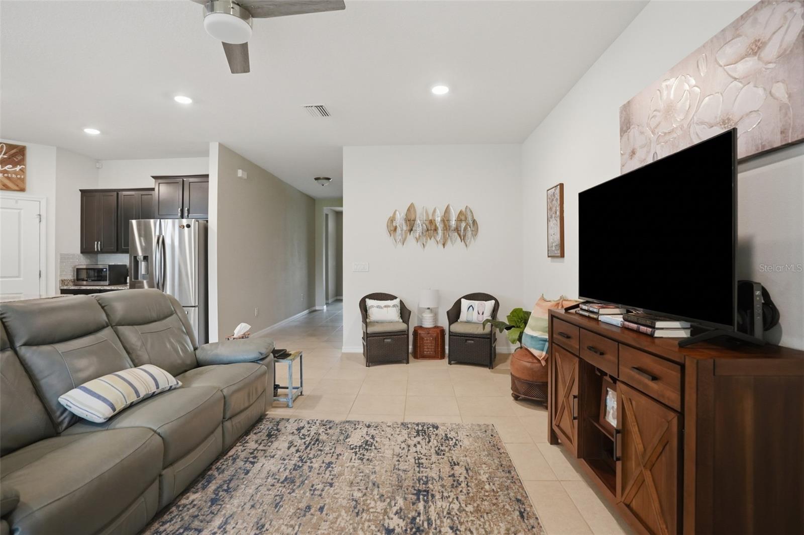 HERNANDO OAKS PH 3 - Residential